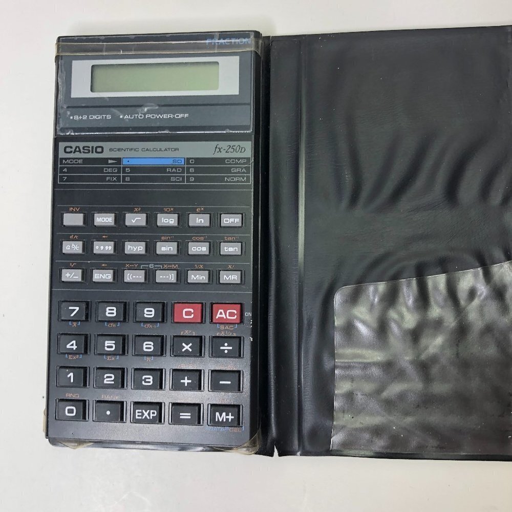 𝅺CASIO Scientific Calculator Pocket Size